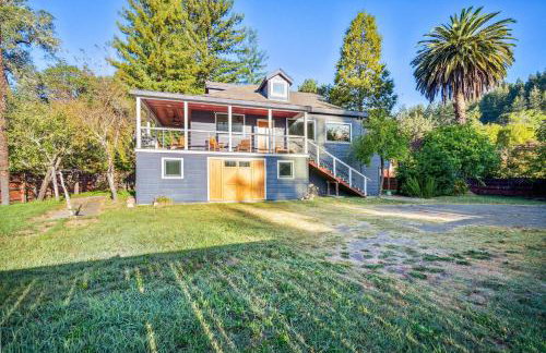 Luxury River Home - Pets Stay Free - Photo 26