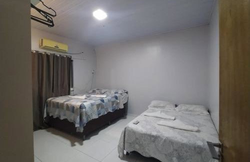 Check-in AUTÔNOMO e Privacidade em Hidro, piscina, casa, garagem até 2, até 3 quartos e 3 ar, 2 banheiros, churrasqueira, máquina de lavar roupas, roupa de cama, todos privativos, insira valor 3 hóspedes e abrimos 2 quartos, já 5 hóspedes usam 3Q - Foto 38