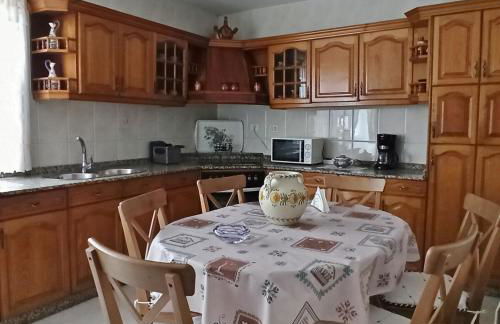 Piso Amplio y Céntrico en Mugardos - Photo 8