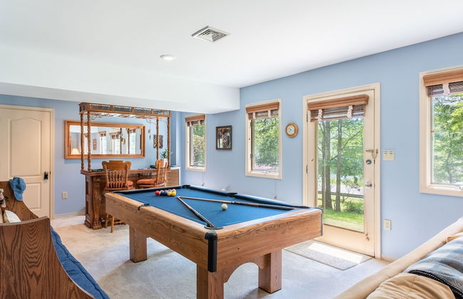 Twin Waters by Avantstay Patio Pool Table - Photo 4