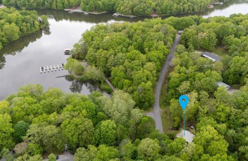 Romantic Cottage w Hot Tub & Views - Photo 41