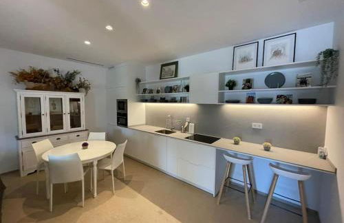 Apartamento con jardín y piscina en Córdoba - Photo 5