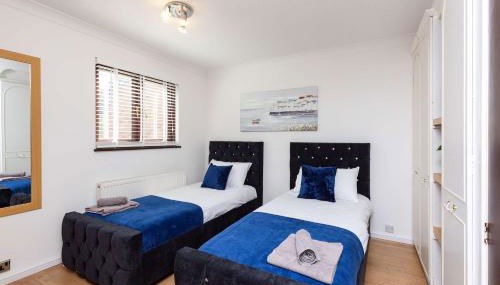 Spacious & Bright 3 Bedroom House in Peterborough - Foto 2