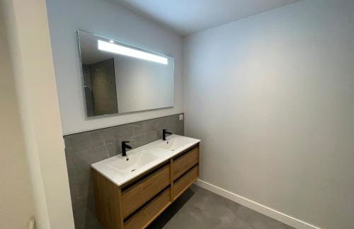 Spacious Luxury Modern Villa with Pool, Beaches and Garden - Foto 45