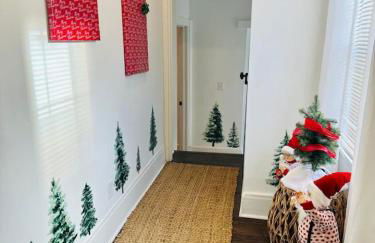 Holly Jolly Historic Home Where Its Always XMAS - Foto 45