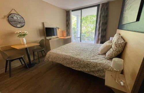 STUDIO PRADO PLAGE PISCINE TERRASSE - Foto 8