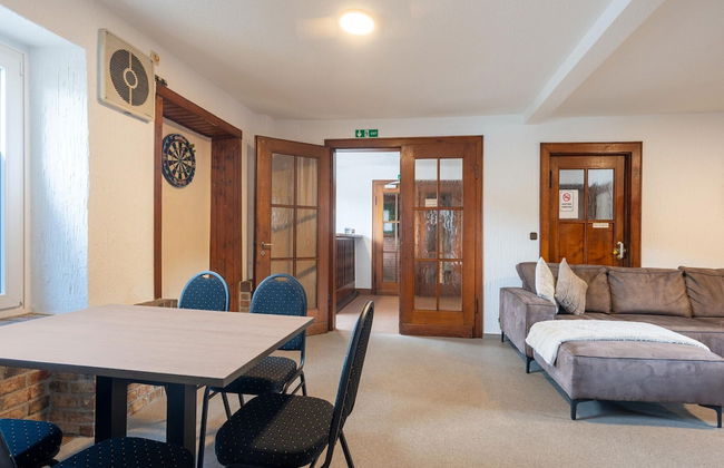 Grosse Gruppenunterkunft im Nationalpark Eifel mit Bar und Terrasse - Foto 62