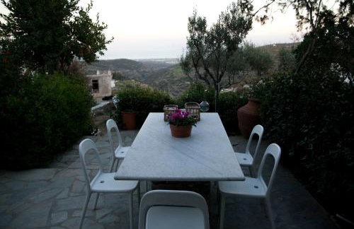 Exquisite estate, serene environment - Photo 35