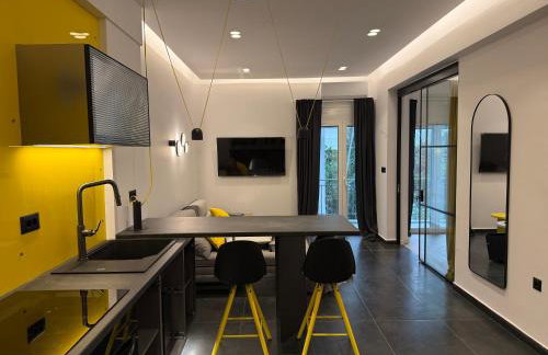 Studio 8 black & Yellow Urban Apartment City Center - Foto 8