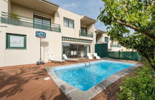 Relaxing time near the river - Foto 1