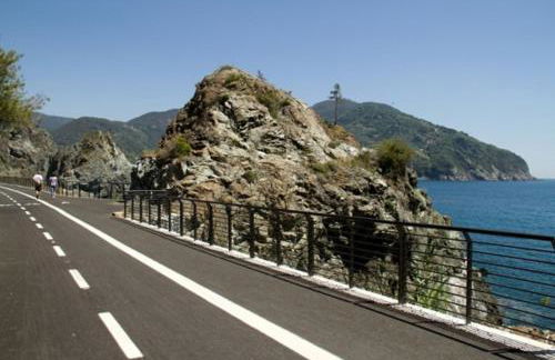 Sea Levanto and Cinque Terre Calm, Cool, Freedom,for Children and pet Parking - Foto 45