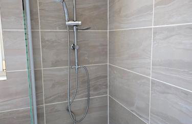 Large House, Home for Contractors- Park Free - Foto 44