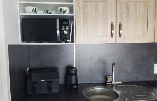 RÉSID'AZUR APPARTEMENT T2-PMR- Piscine privée - Foto 17