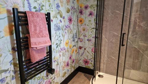 The Burrow by Blake View Holidays a peaceful boutique retreat 3 miles from Ennerdale- standard twin or super-king bed available - Foto 2