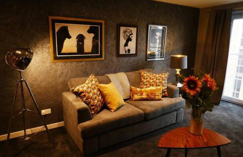 Modern chic apartment, lift access & free parking - Foto 2