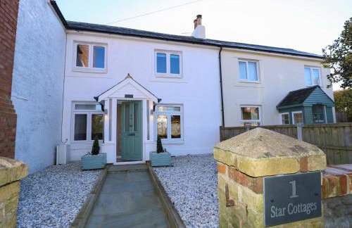 1 Star Cottages - Photo 3