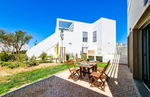 FLH Vilamoura Duplex with Terrace & Pool - Photo 4