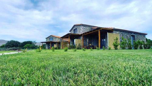 Lithos Villas - Photo 4