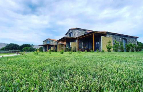 Lithos Villas - Photo 4