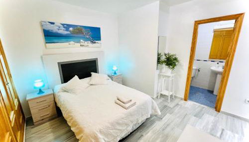 Precioso apartamento cerca del mar con wifi, piscina y parking - Photo 4