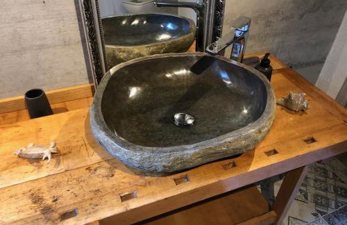 Schöne Ferienwohnung Gewölbekeller Fachwerkhaus - Photo 17