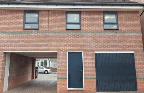 Two Bedroom Semi-detached Modern House in Birmingham - Foto 35