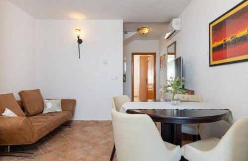 Apartments Bellistra Labin - Photo 10