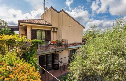 Queen Etna - Beautiful Pool - Photo 9