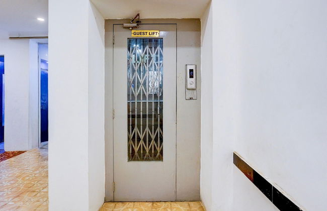 Blissful Stays at The Habitat Khar Mumbai - Photo 19