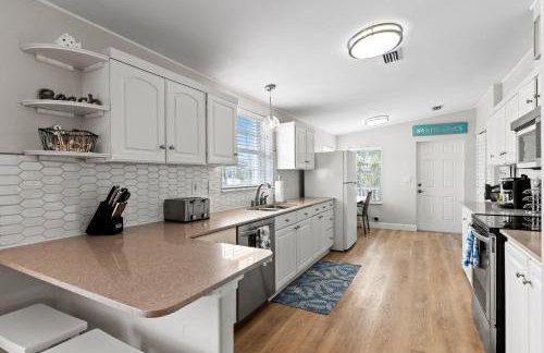 Near Beach Hot Tub Pet-Friendly - Foto 45