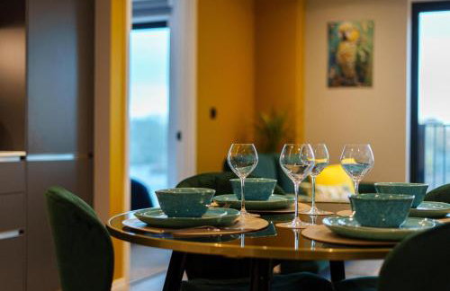 Jungle Luxe Retreat, 2Bed 2Bath Leeds, Center & Stadium - Foto 17