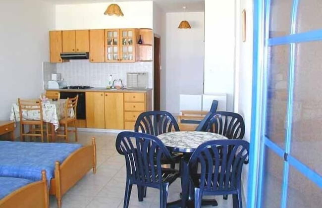 Sun Camero Apartments - Photo 6