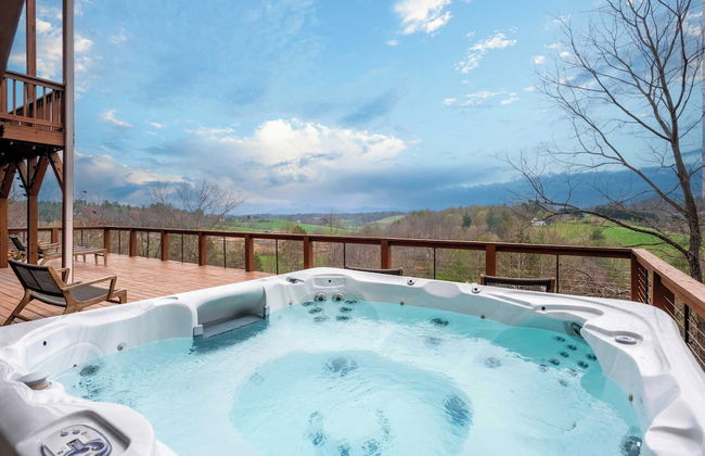 Private Retreat w/ Hot Tub, Amazing Views, Game Room Silver Spoon by Avantstay - Foto 4