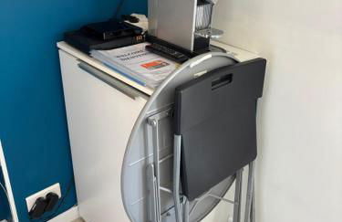 Paris 17ème - STUDIO compact 10m2 -110 sqf - coeur BATIGNOLLES - ideal SOLO traveler - Foto 62