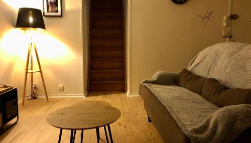 Appartement Cosy 600m Gare - étage 3 - balcon et calme - TV - wifi - Foto 2