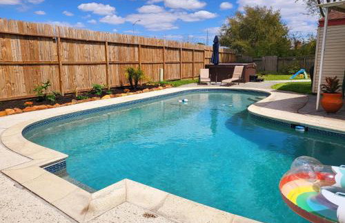 HoustonGem Private Pool & Hot Tub 20 Min to DT - Foto 36