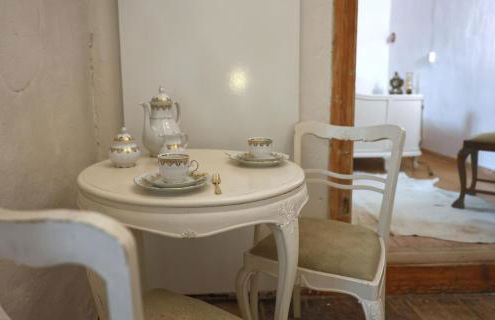 FeWo Zar Ferdinand Schloss Weitersroda - Foto 11