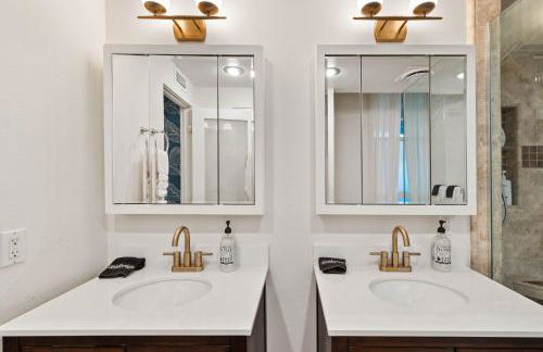 Luxury Hilltop Stay Pool, Firepit and Views - Foto 8