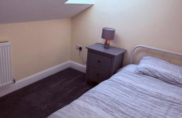 Four Bedroom House With Private Pool - Stunning countryside location with parking close to Chester City Centre - Photo 33