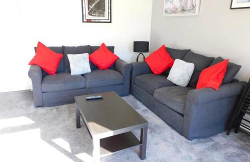 Charming 2 bed house Perfect base for sightseeing - Foto 1