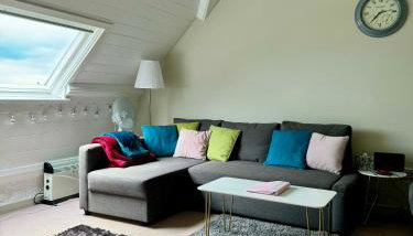 Romantic Chapel Retreat in Snowdonia - Sea Views & Serenity - Foto 4