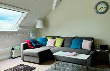 Romantic Chapel Retreat in Snowdonia - Sea Views & Serenity - Foto 4