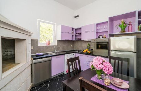 Beautiful Home In Trstenik With Kitchen - Foto 18