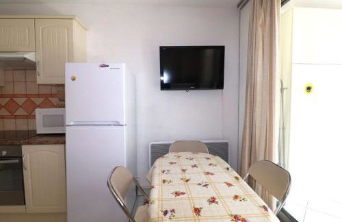 Studio Cabine avec terrasse ensoleillée, piscines, parking privé, à 500m de la plage - FR-1-307-133 - Foto 2