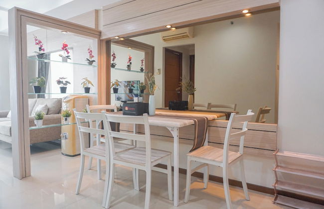 Simple And Comfort Design 2Br Apartment At Marbella Kemang Residence - Foto 16