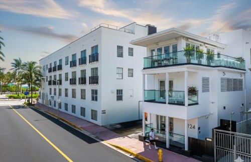 Versace Mansion Neighbor (Floor 1) Sleeps 9 - Foto 37