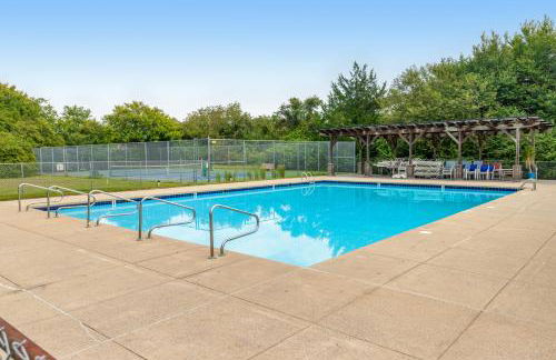 South Hampton --- 37923 Greenwich Ln - Photo 25