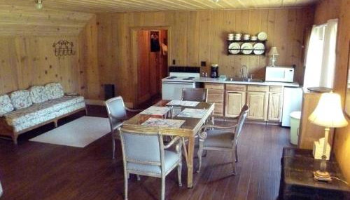 Rustic Cabin Rental in a Wild Meadow near Crater Lake National Park, Oregon - Foto 2