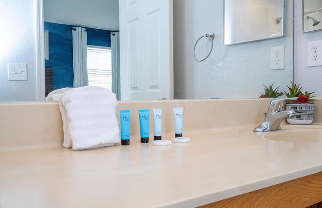 Cozy 4BR Regal Oaks w hot tub - Foto 37