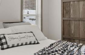 New Bear Lake Home with Beautiful Fall Views - Photo 31